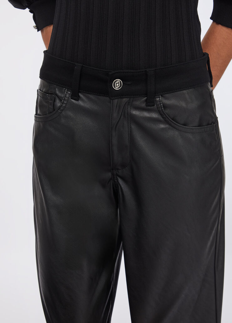Pantalon évasé en tissu enduit noir Liu Jo - large image number 4