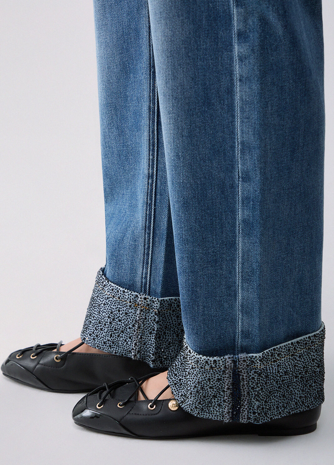 Vaqueros rectos con microstrass denim claro Liu Jo - large image number 4