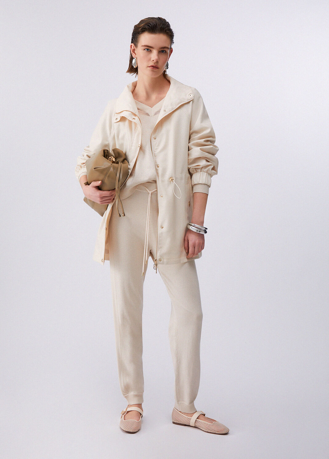 Chaqueta cortavientos con cord&oacute;n blanco leche Liu Jo - large image number 5