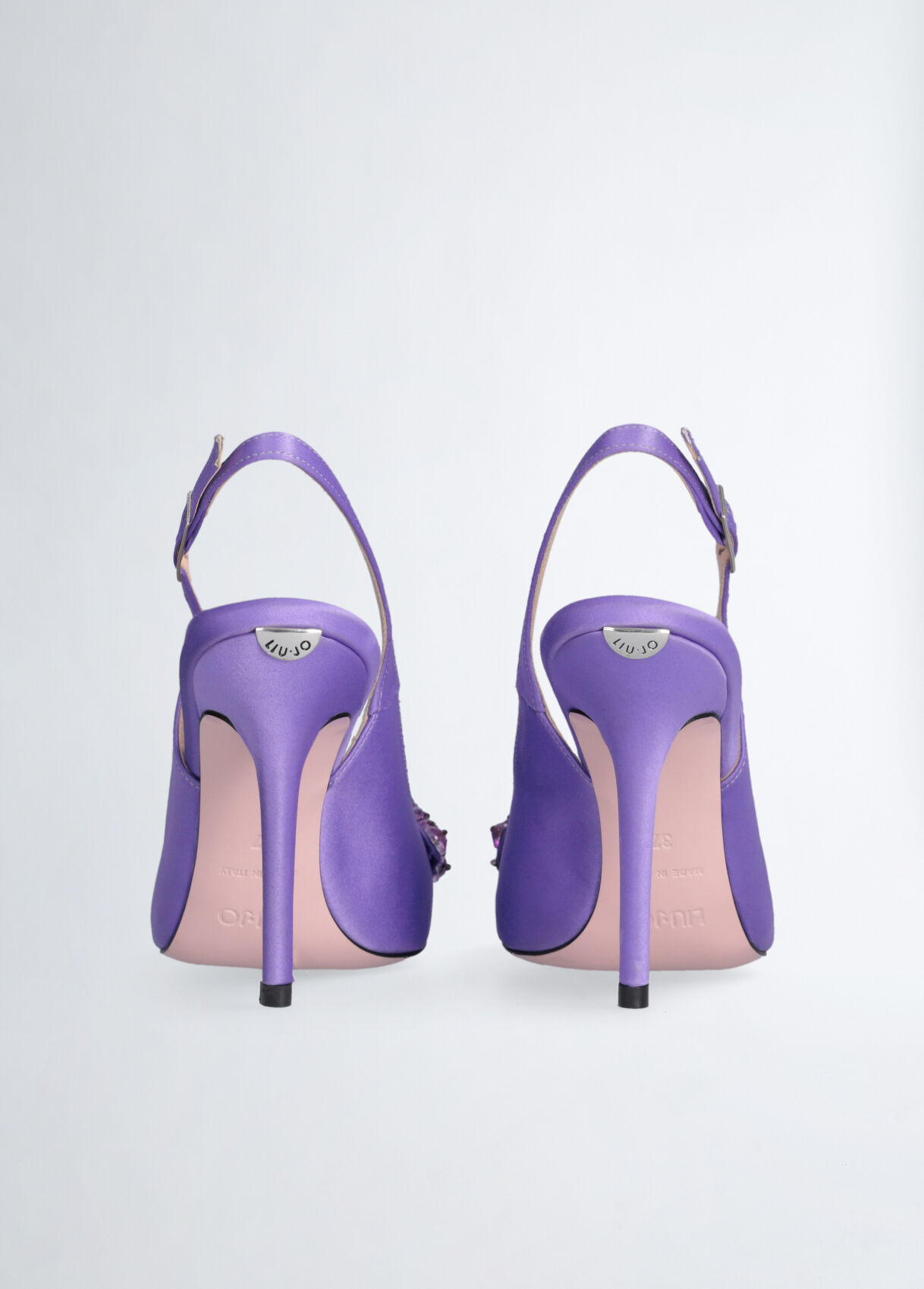 Slingback pumps with bow and rhinestones