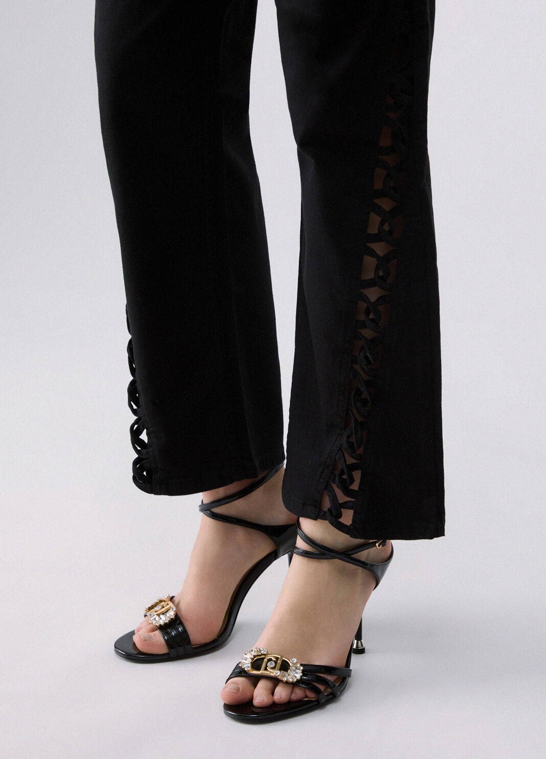Pantaloni straight con intreccio cut-out nero Liu Jo - large image number 2