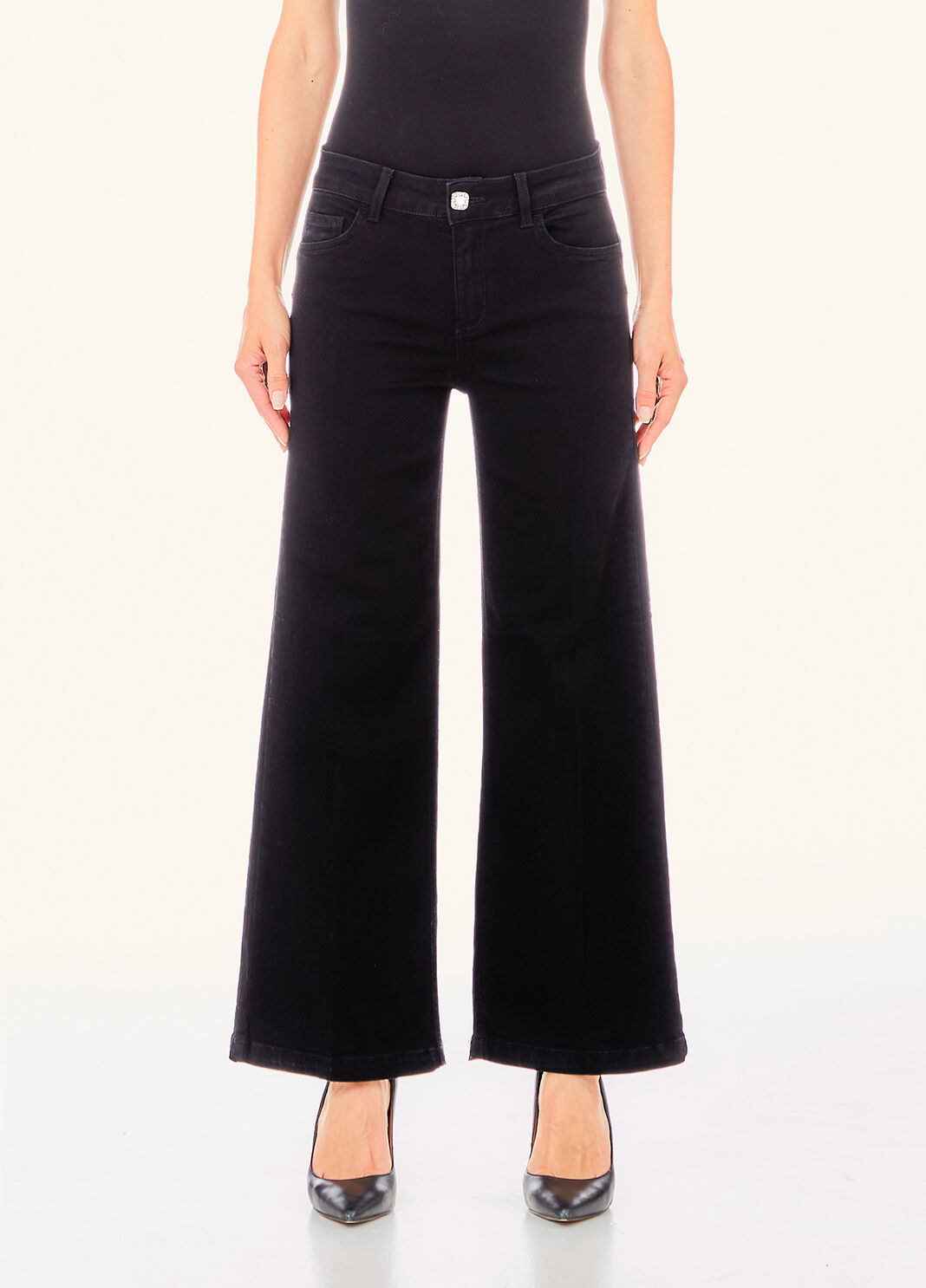 Jeans cropped &eacute;cocon&ccedil;u denim noir Liu Jo - large image number 0