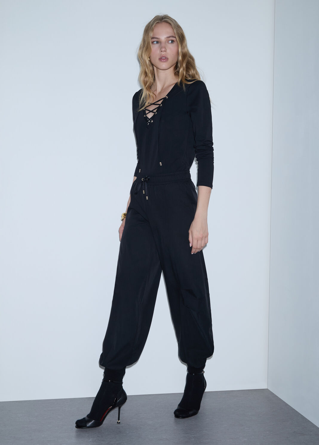 Pantalon &agrave; jambes larges noir Liu Jo - large image number 2