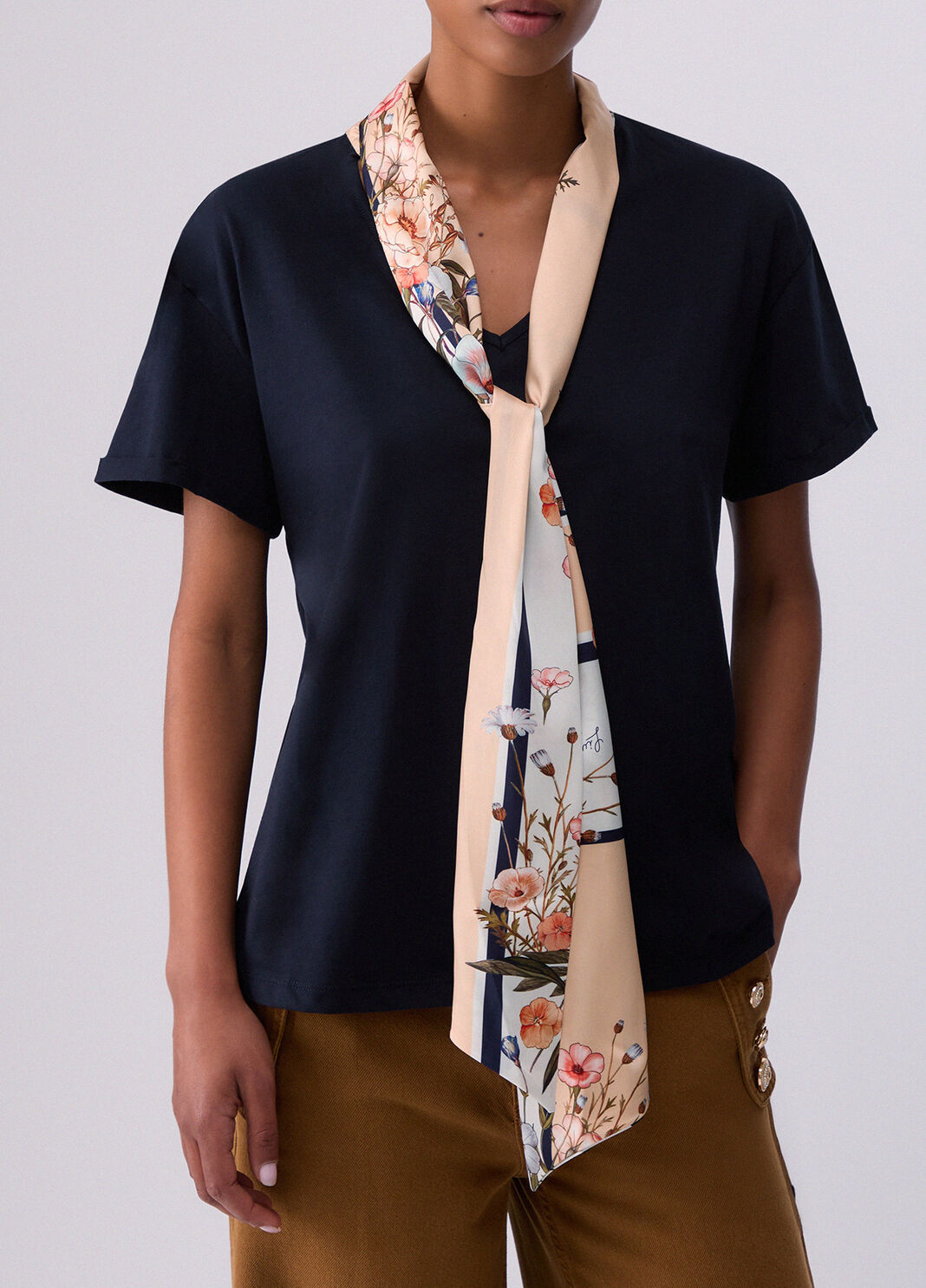 T-Shirt mit Tuch Schwarz/Beige Liu Jo - large image number 2