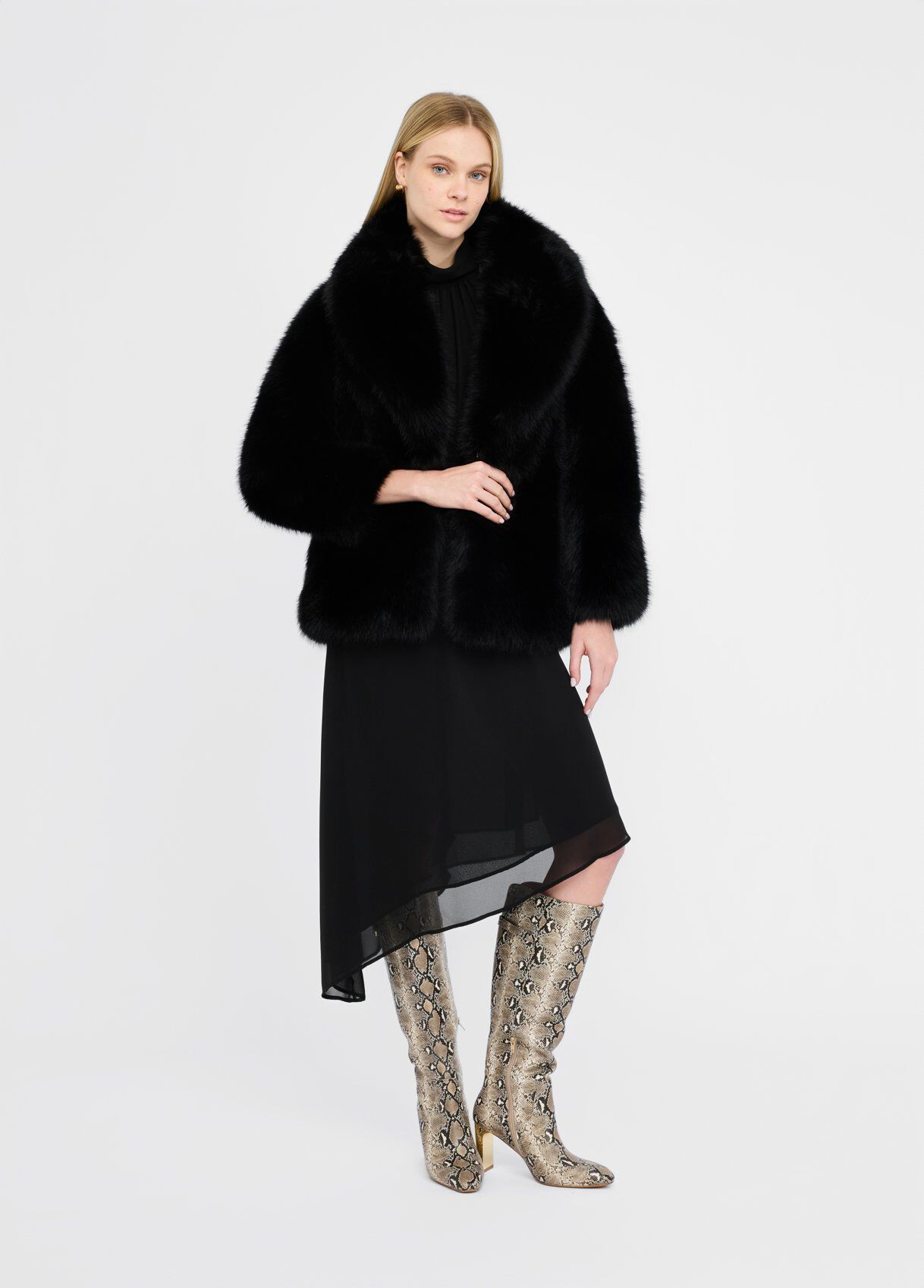 Faux fur coat colour black | Liu Jo