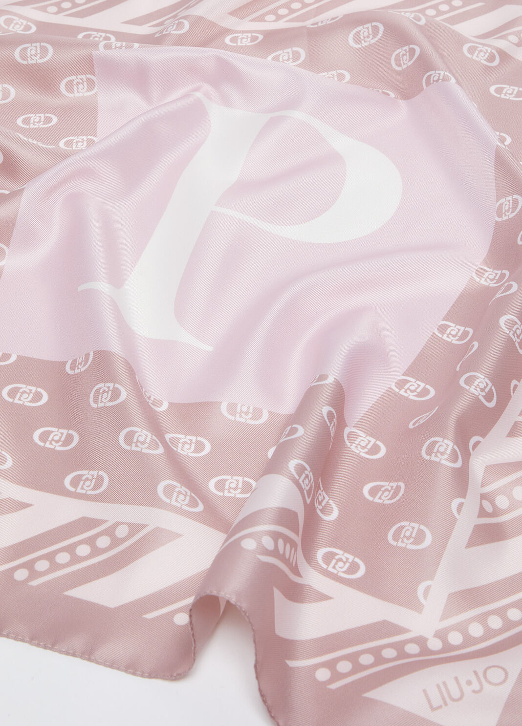 Foulard &agrave; motif lettre P beige Liu Jo - large image number 2