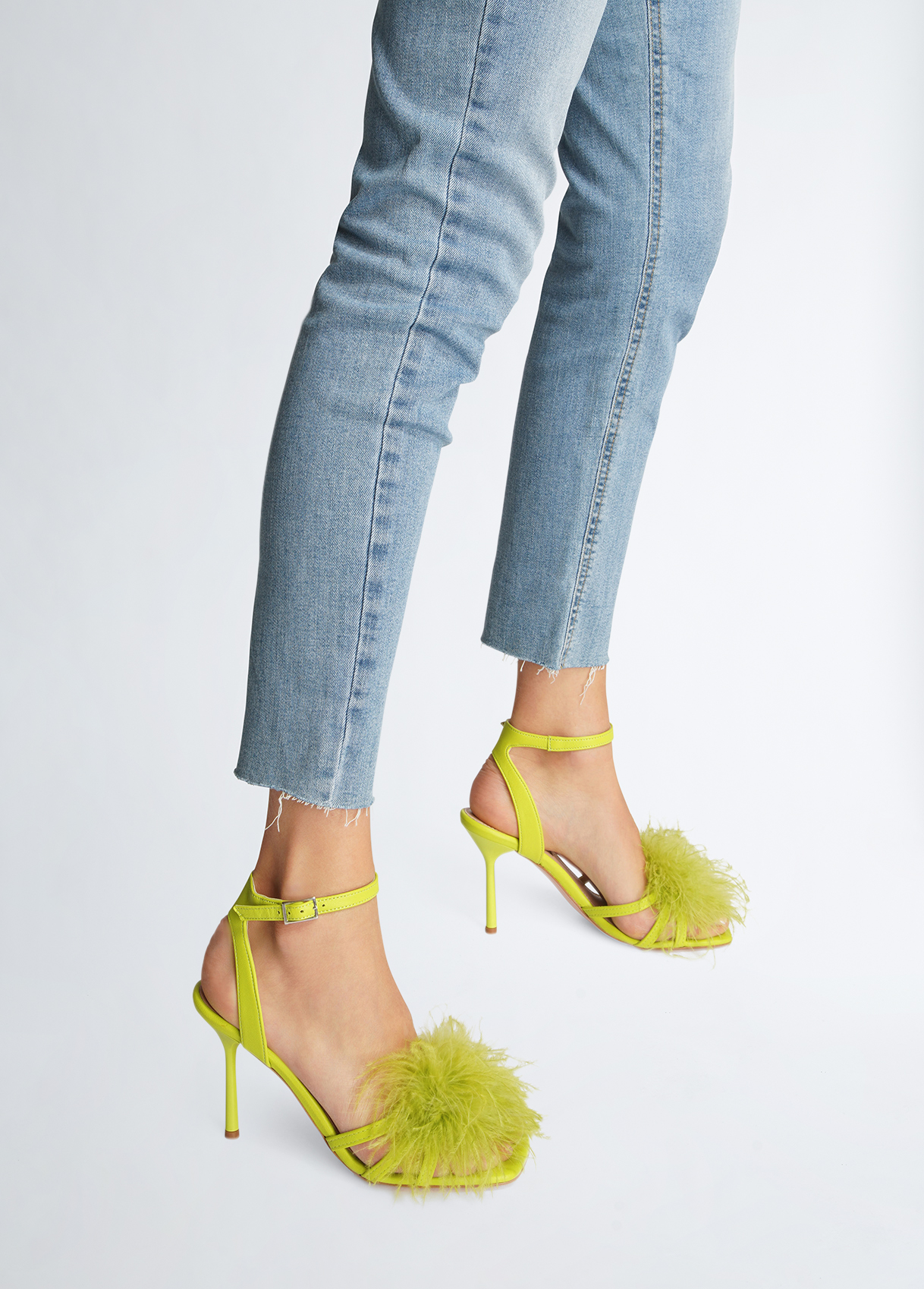 Liujo Sandales À Talons Et Détails De Plumes