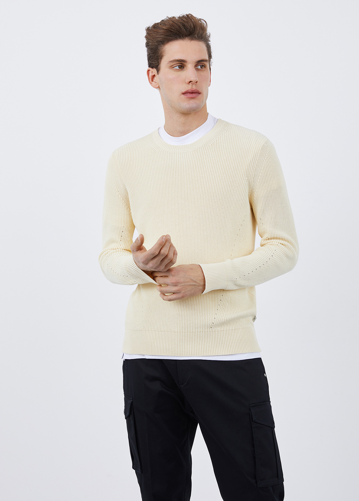 ribbed white jumper