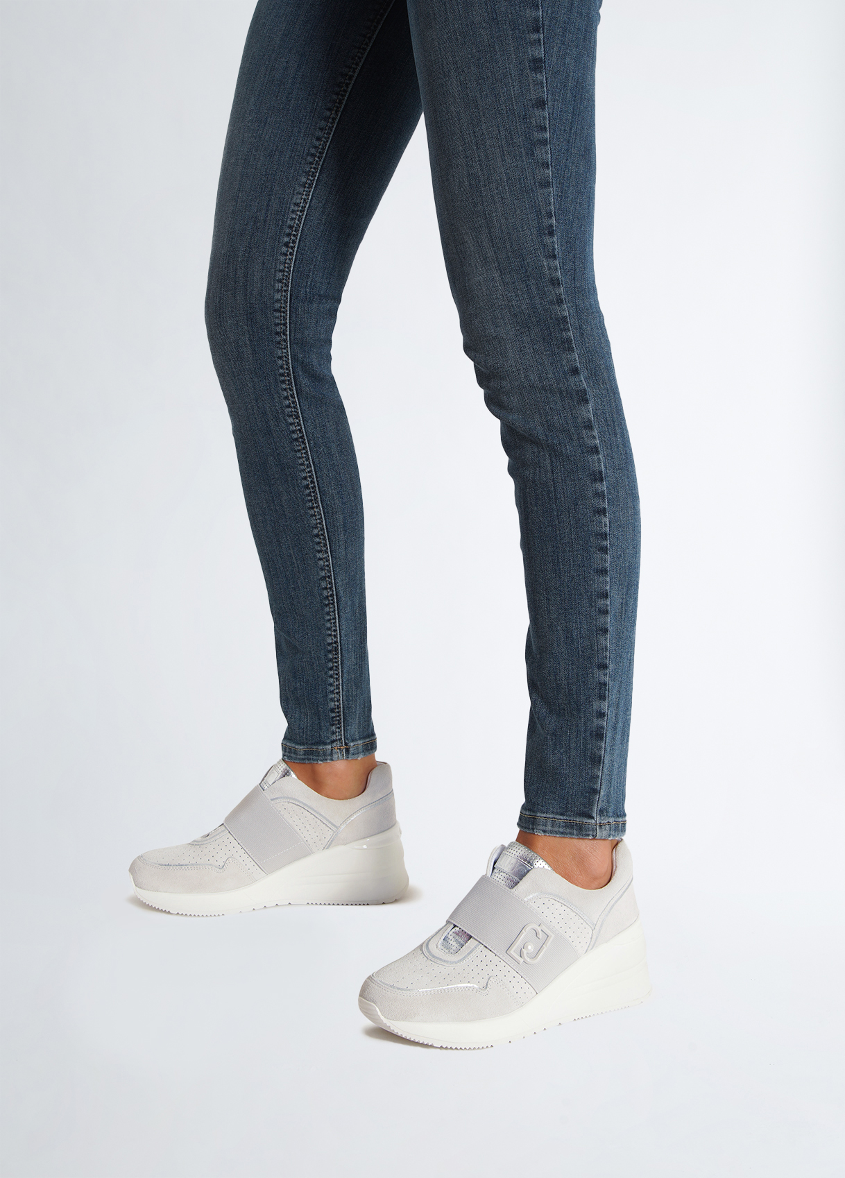 Liujo Flâneurs En Daim Avec Semelle Compensée