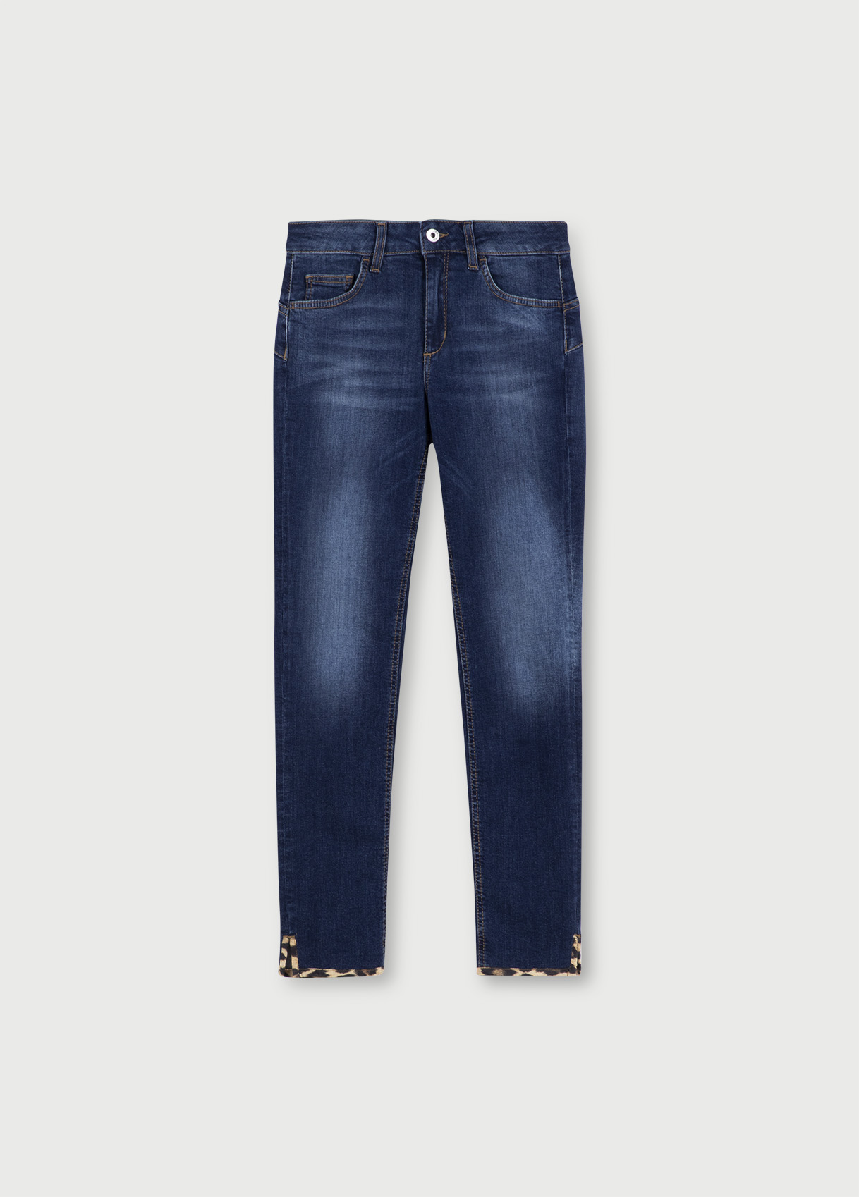 がラフ　kaja✦BLUE✦DENIM✦サイズ3 ovy 8&9 MFG CO. Faded Blue Denim 3d Slim Tapered Jeans PS3DBLU