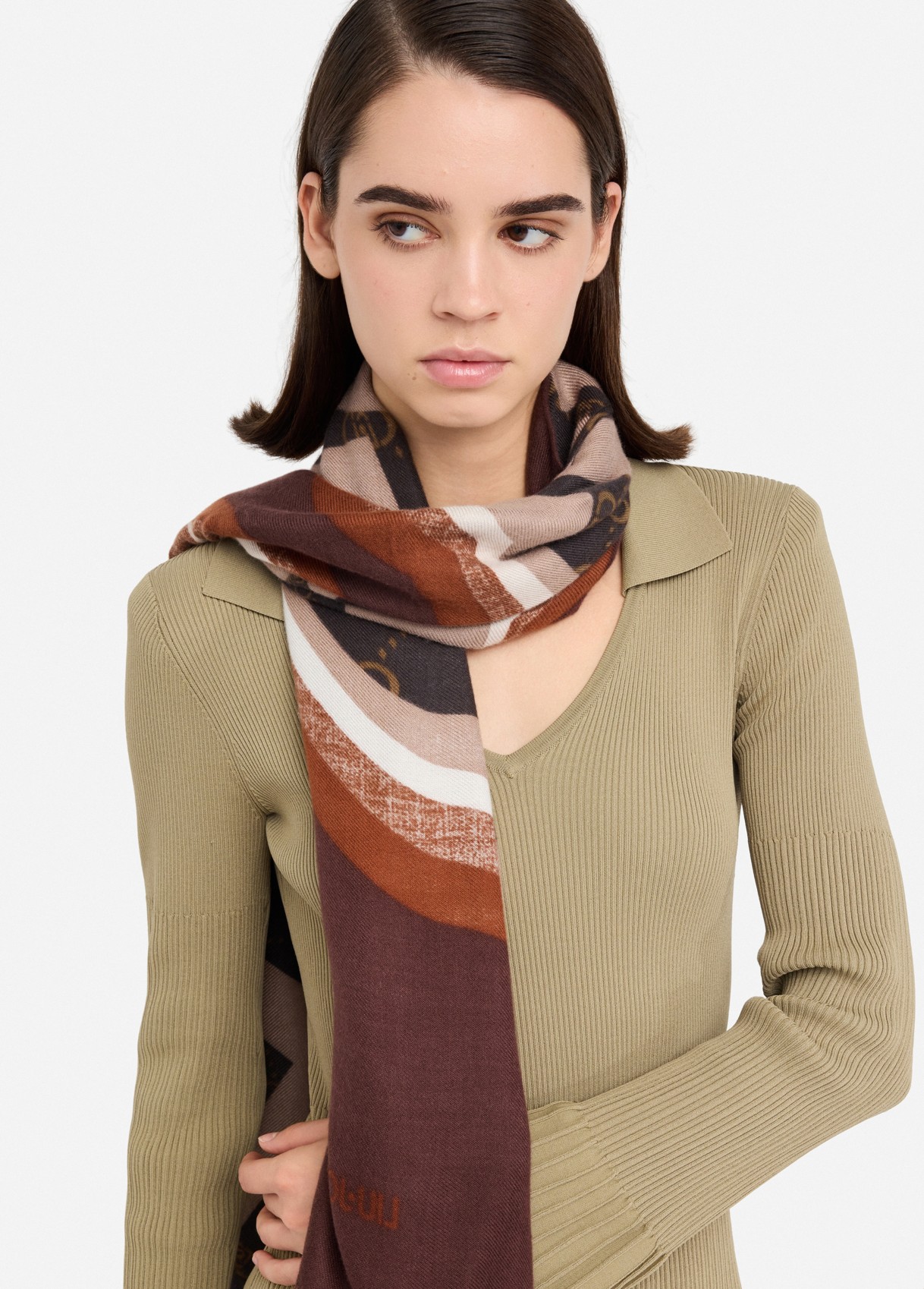 Women's Scarves and Foulards, Shawls, Pashminas | Liu Jo