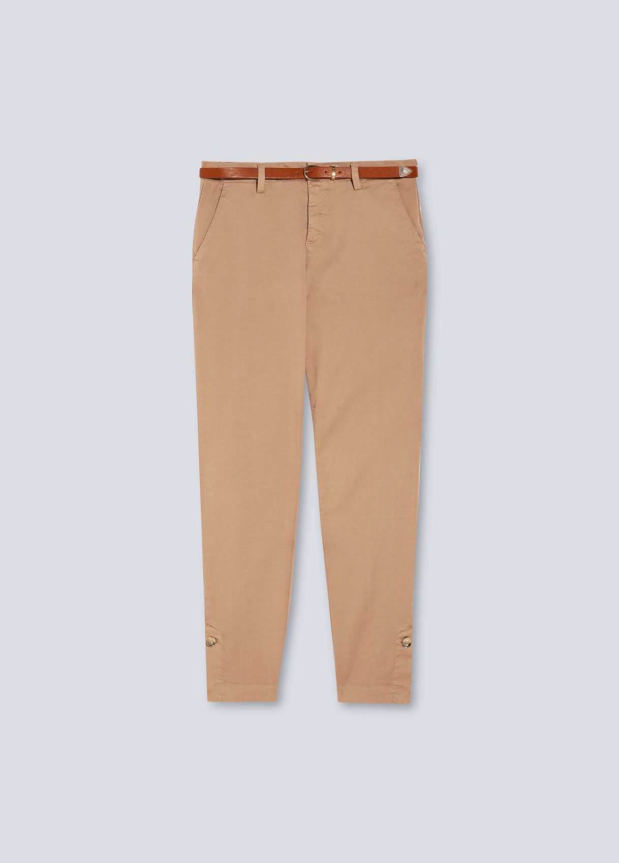 Chinos with belt