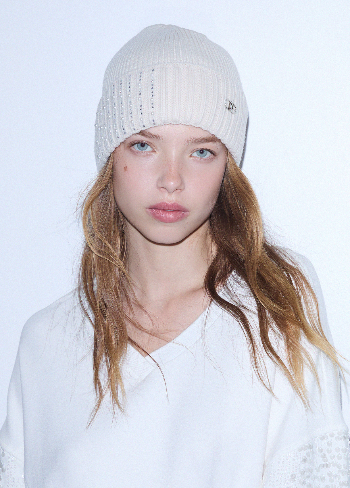 Liu Jo Knitted Hat With Embellishments