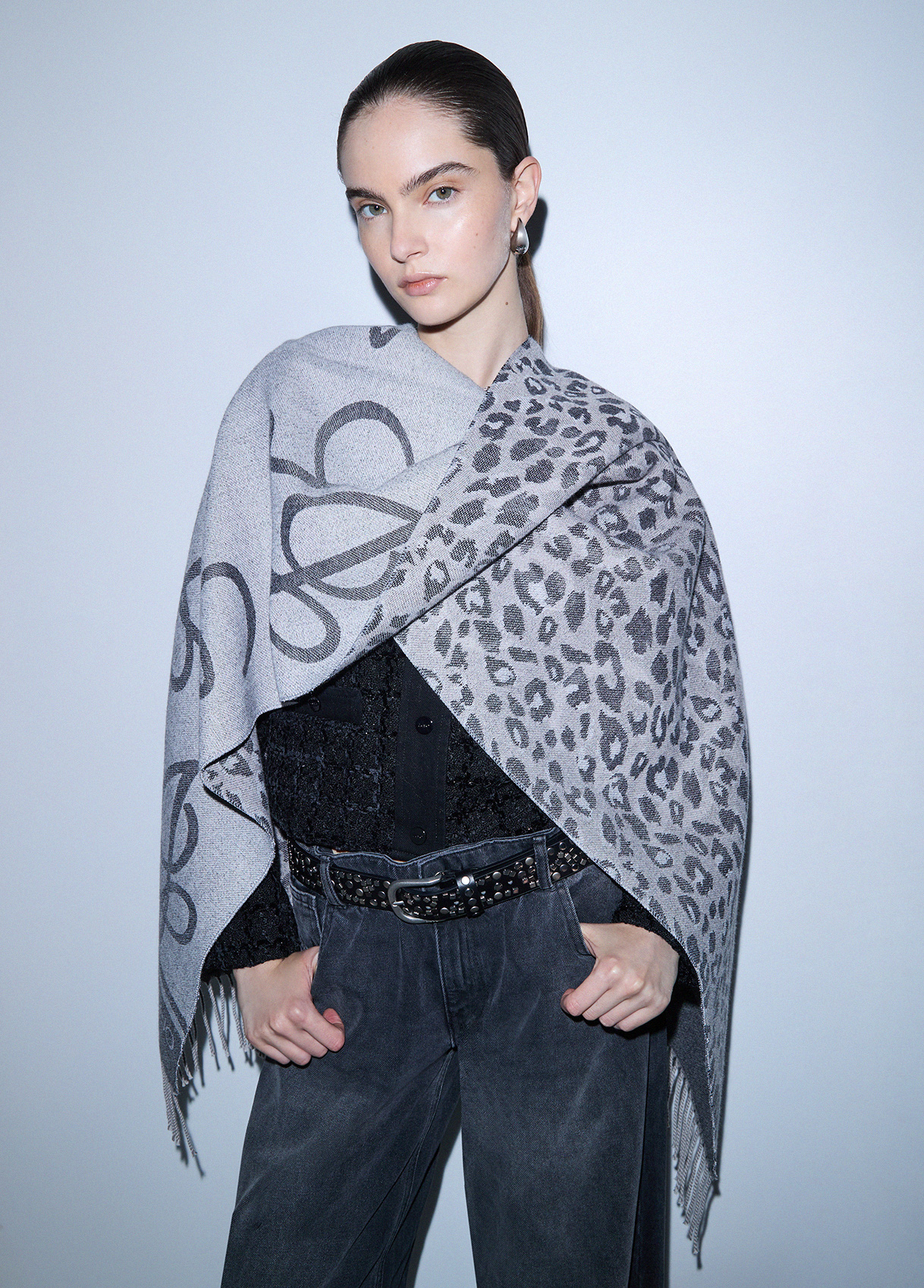 Liu Jo Étole Jacquard Avec Logo Liu Jo Étole Jacquard Avec Logo