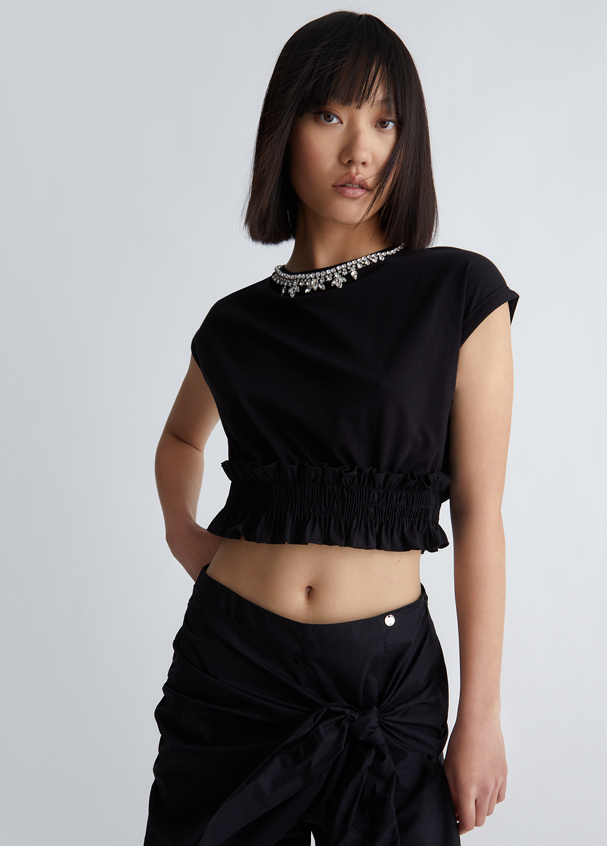 Liujo T-shirt Noir Avec Applications De Pierres