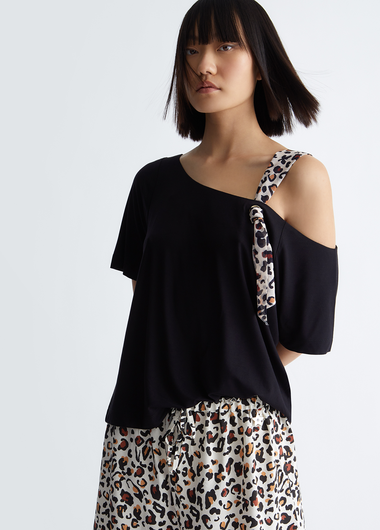 Liujo T-shirt Avec Nœud