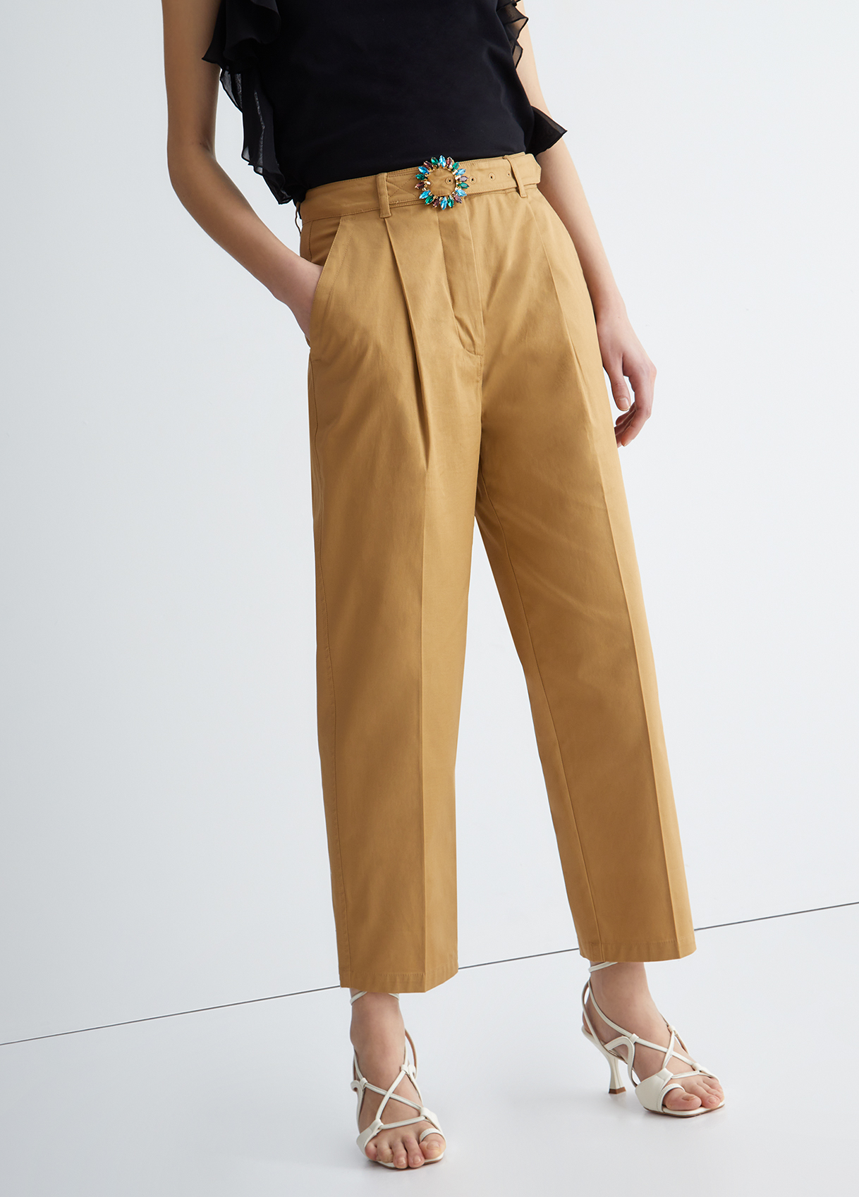 Liujo Pantalon En Gabardine Avec Boucle