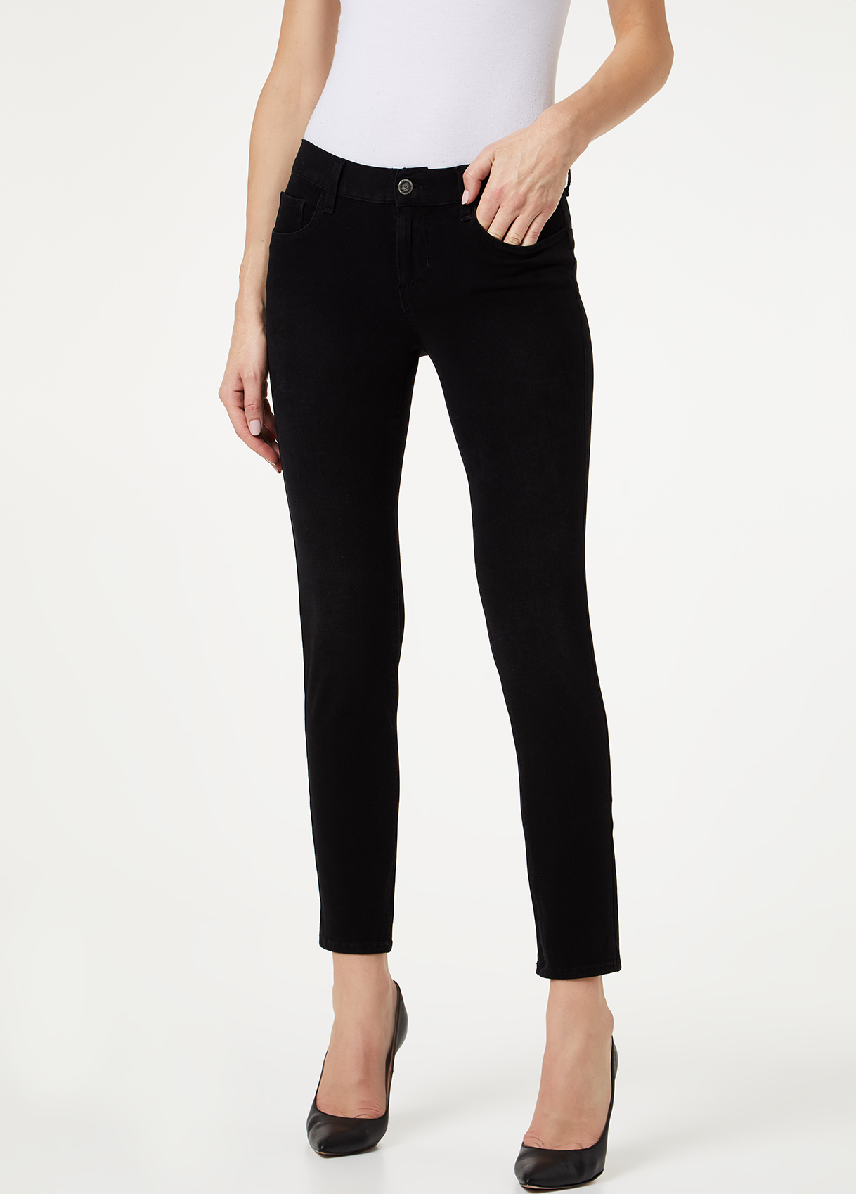 Amazing Fit skinny jeans
