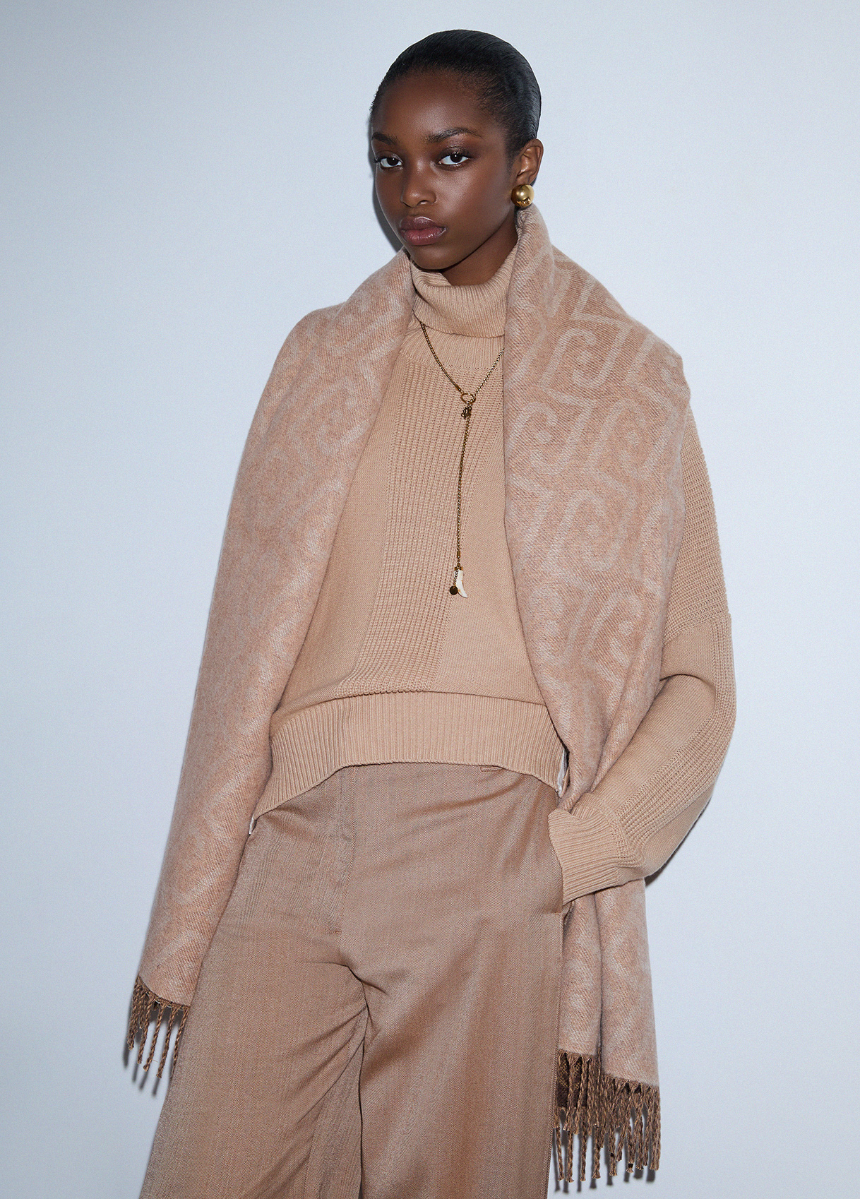 Liu Jo Monogram Stole With Fringes