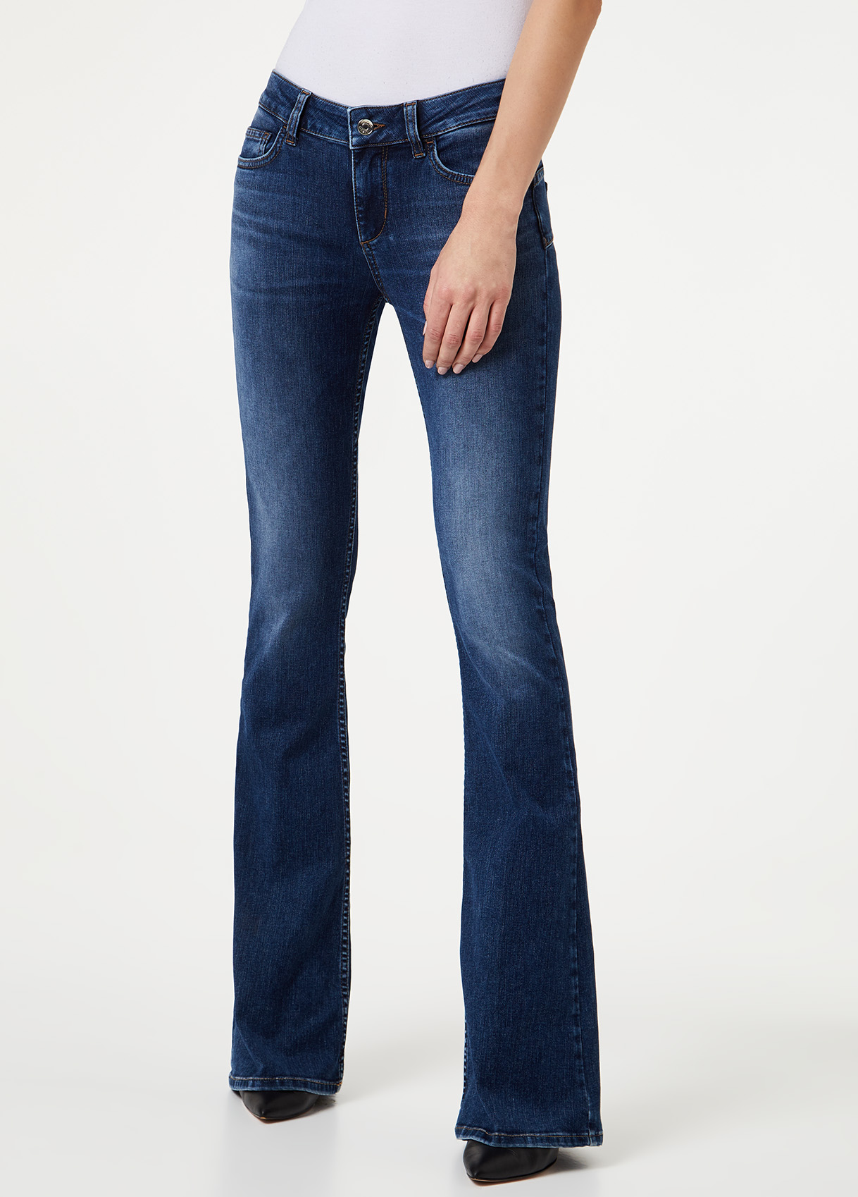 blue jeans bootcut