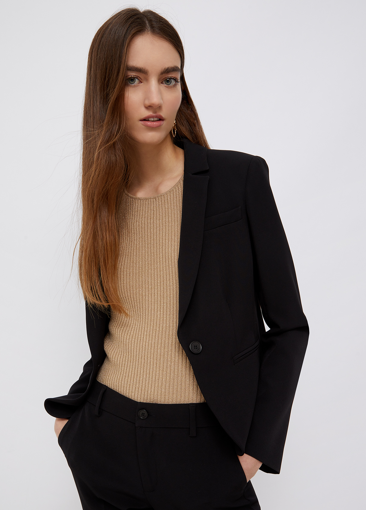 blazer entallado mujer