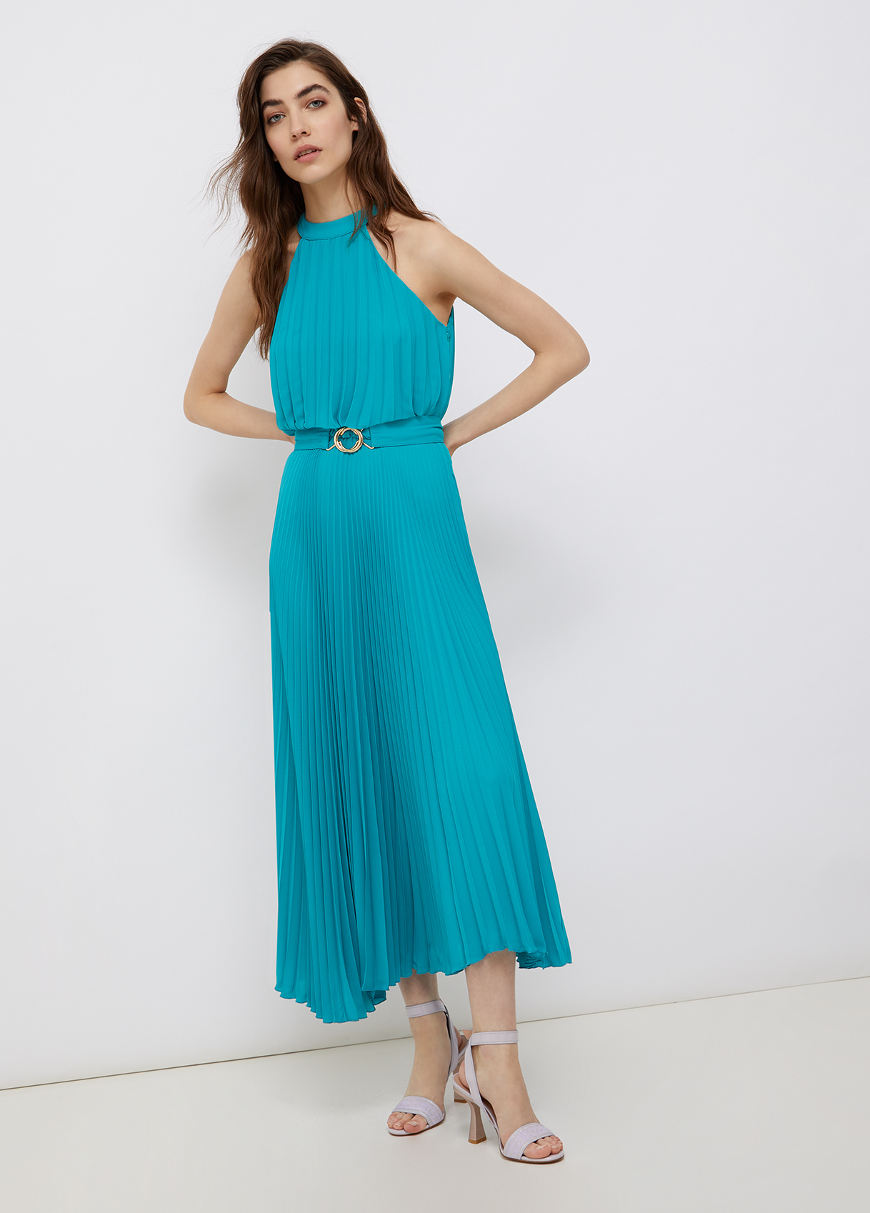 Long pleated dress